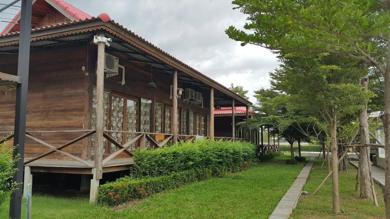 Ingaun Resort Kanchanaburi Ban Noi  Kültér fotó