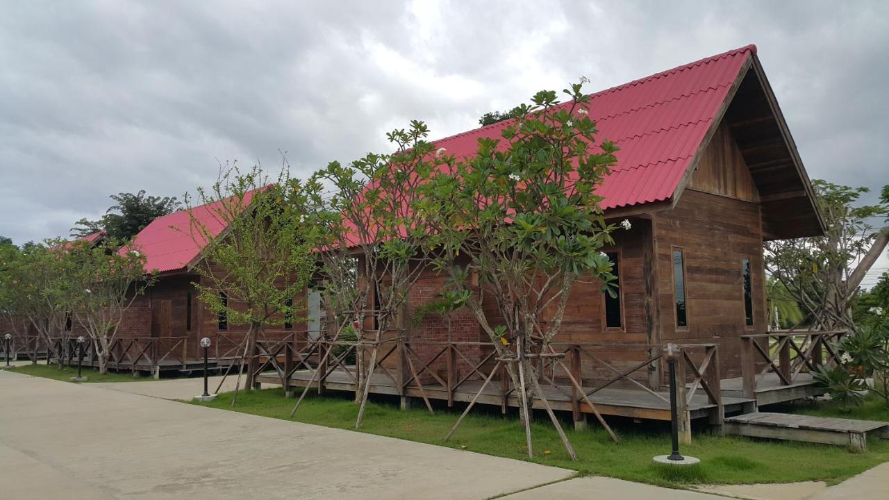 Ingaun Resort Kanchanaburi Ban Noi  Kültér fotó