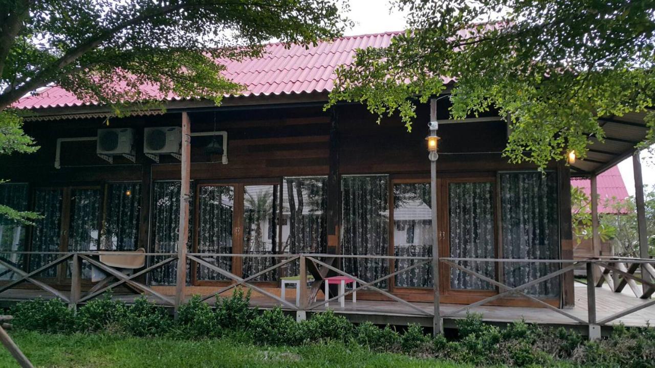 Ingaun Resort Kanchanaburi Ban Noi  Kültér fotó